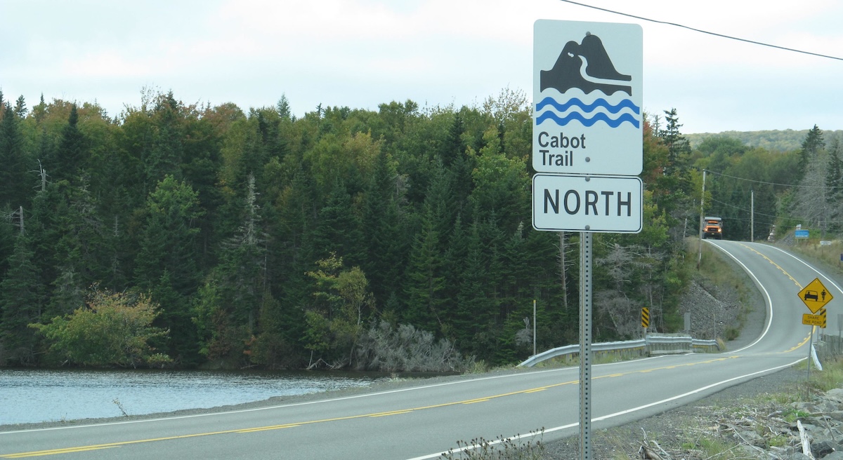 Photo of Cabot Trail North roadside reassurance marker.